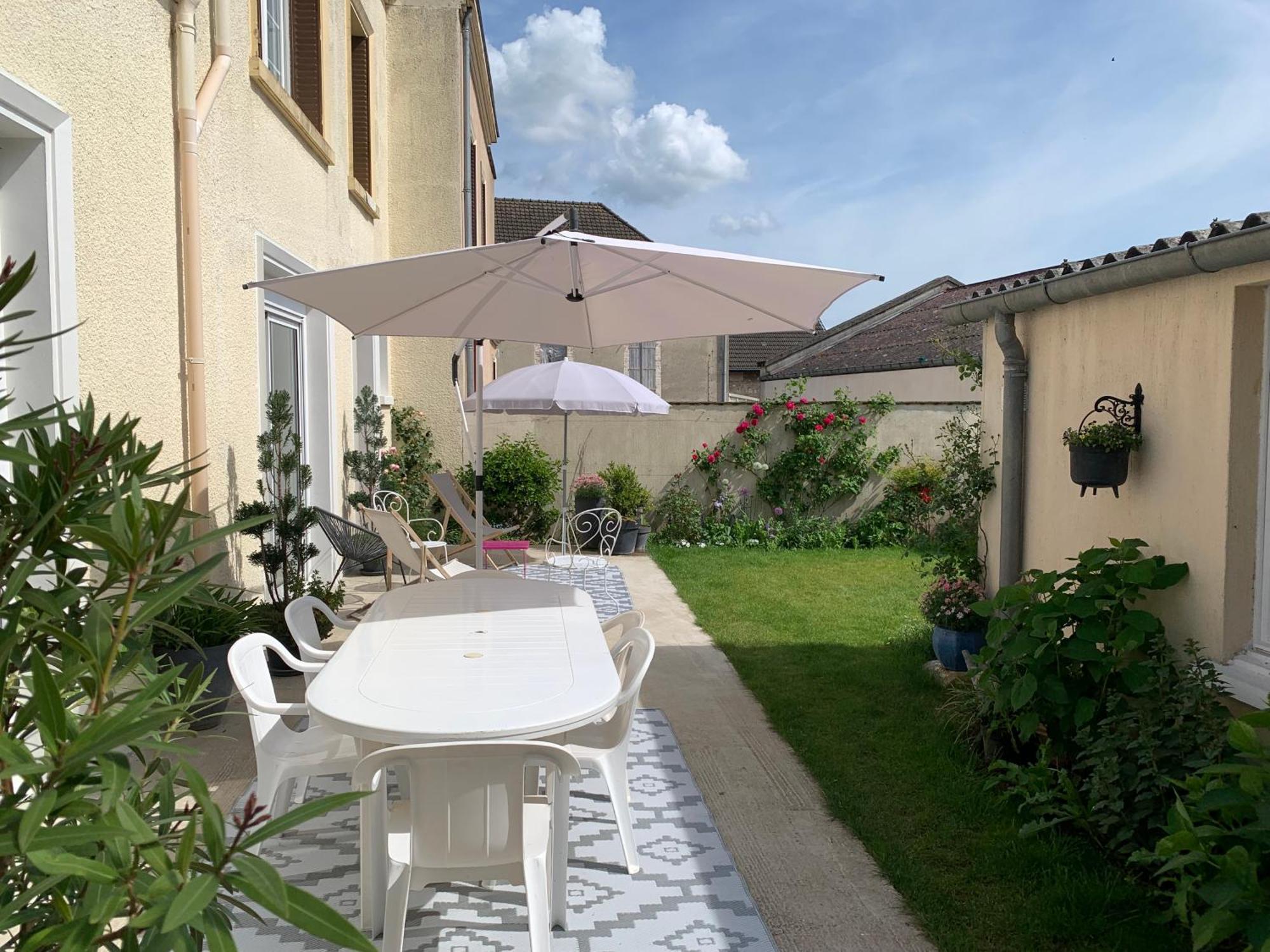 Le Claugi Vila Damery  Exterior foto
